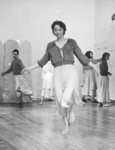 Anet dancing in NY