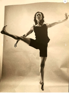 Anet in NY kicking w_ left leg